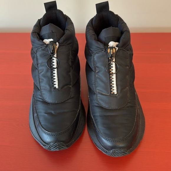 SOREL x prAna Women's Out N About III Puffy Zip boots 7.5 - Picture 1 of 9